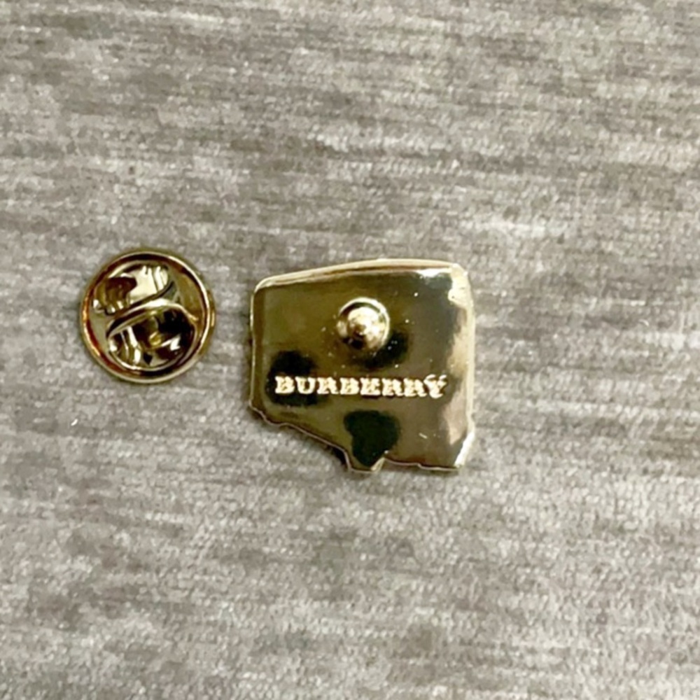Burberry Light Gold Huskie Pin - Picture 3 of 4